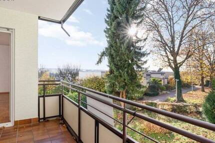 Modernisierungsbedürftige 3,5 Zimmer Wohnung mit schönem Blick ins Grüne - Sofort frei! 3 zimmer