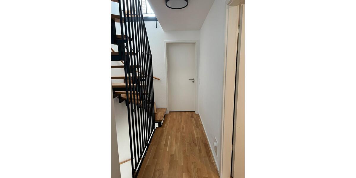 Etagenwohnung Esslingen am Neckar Brühl - 5 Zimmer, 127 m&sup2;, 2.250&euro; | Angebot:26320180