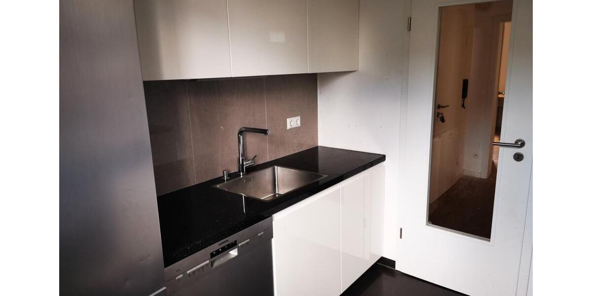 Etagenwohnung Stuttgart Feuerbach - 5 Zimmer, 120 m&sup2;, 2.200&euro; | Angebot:25993665