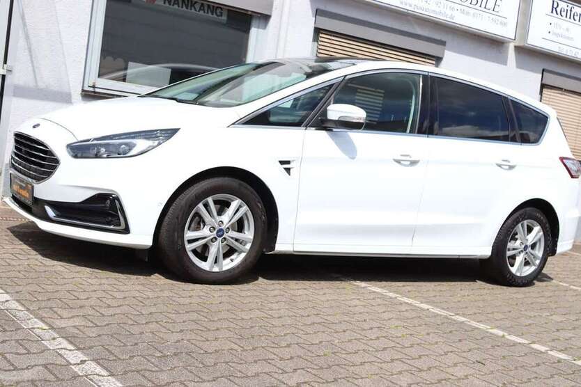 S-Max