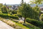 Stilvolles Einfamilienhaus mit phantastischer Aussicht, Garten, Terrassen und EinliegerWohnung!