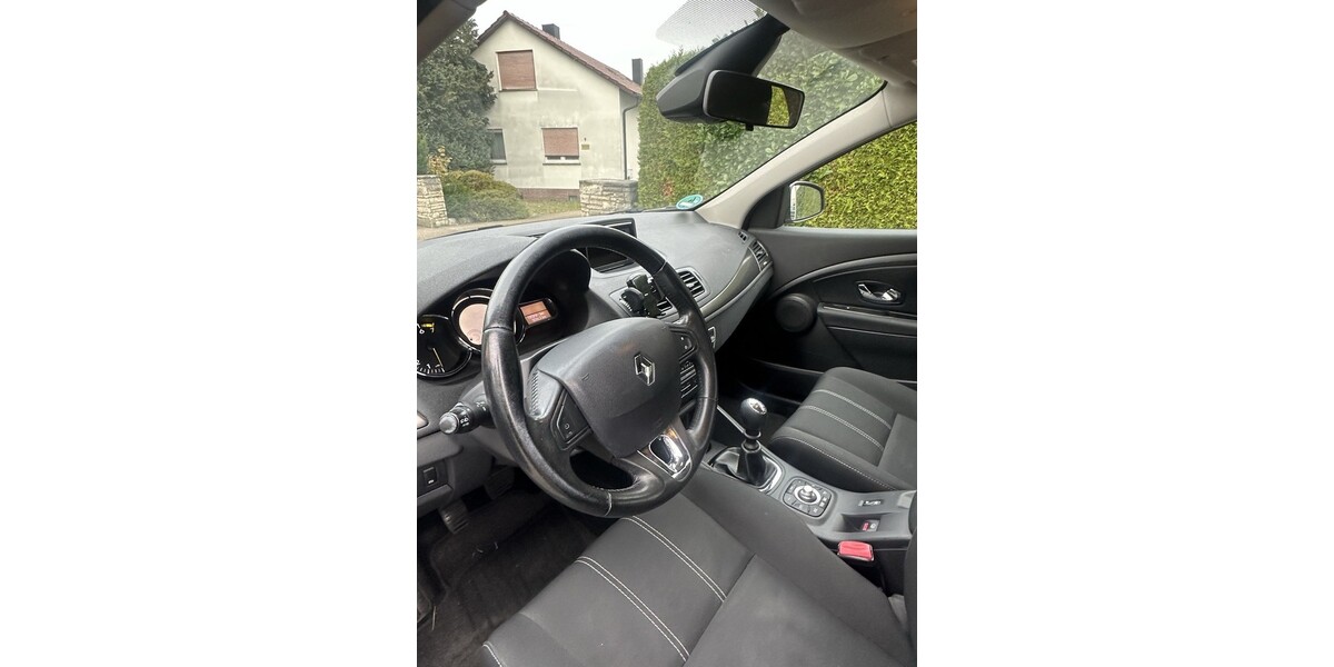 Renault Megane 137.000 km 5.300 &euro; Kirchberg an der Murr 71737