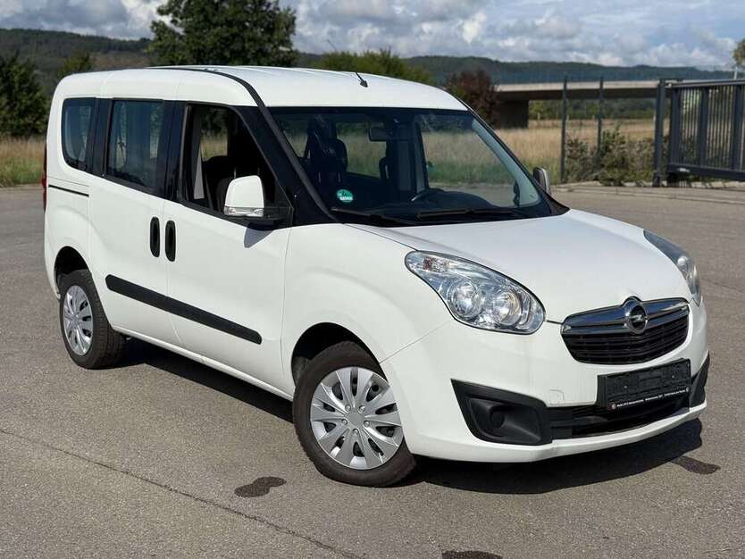 Opel Combo 149.000 km 8.999 € Tübingen 72072