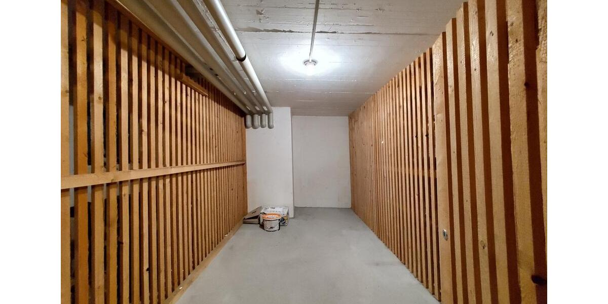 Etagenwohnung Esslingen am Neckar Hegensberg - 3 Zimmer, 77 m&sup2;, 330.000&euro; | Angebot:23648771