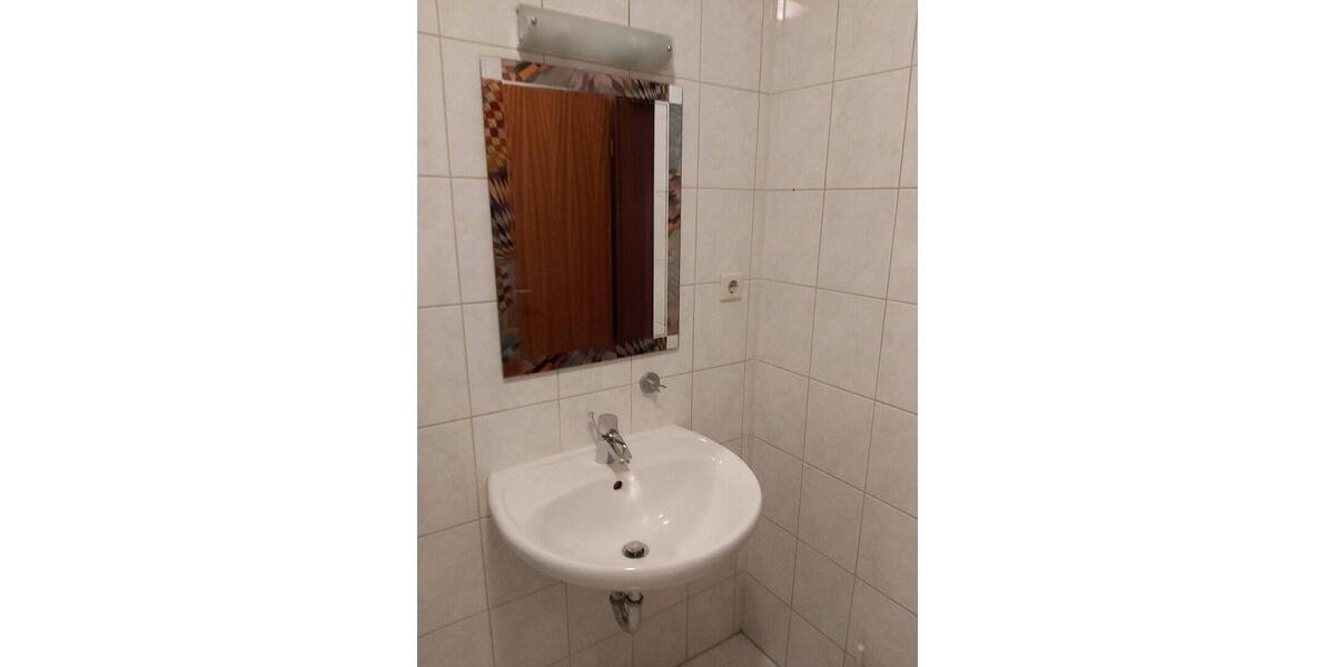Etagenwohnung Kornwestheim - 3 Zimmer, 68 m&sup2;, 979&euro; | Angebot:26034292