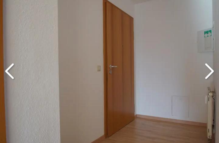 Dachgeschoßwohnung Großbettlingen - 2.5 Zimmer, 50 m&sup2;, 199.000&euro; | Angebot:26285487