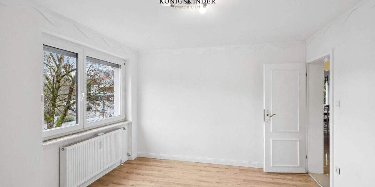 Etagenwohnung Leonberg - 4 Zimmer, 80 m&sup2;, 350.000&euro; | Angebot:25262816