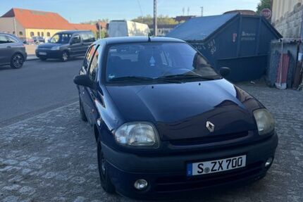 Renault Clio 145.000 km 1.500 &euro; Stuttgart 70437