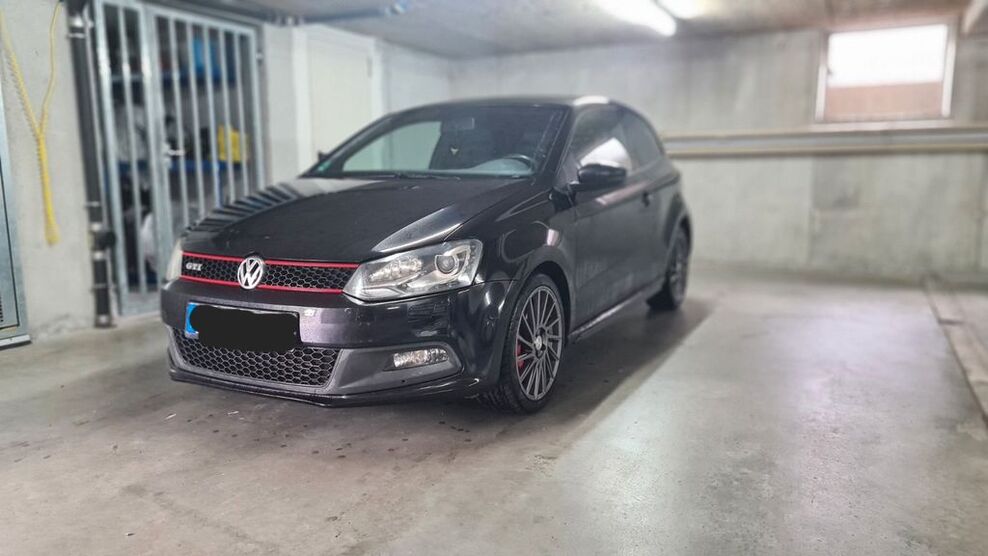 VW Polo 180.000 km 9.100 € Holzmaden 73271
