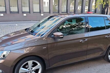 Skoda Fabia 27.000 km 11.190 &euro; Stuttgart 70565