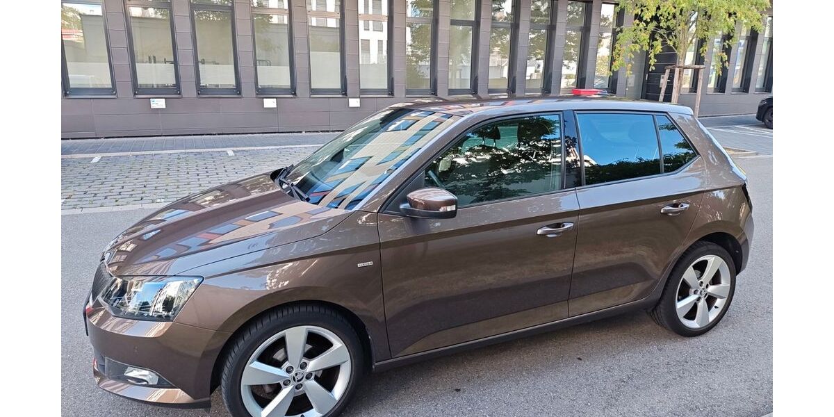 Skoda Fabia 27.000 km 11.190 &euro; Stuttgart 70565