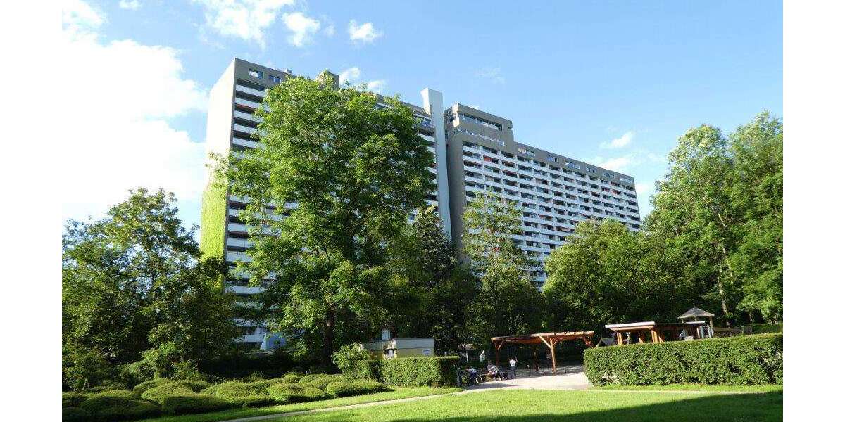 Wohnung zum Mieten in Stuttgart 1.200 € 90 m² 3 zimmer