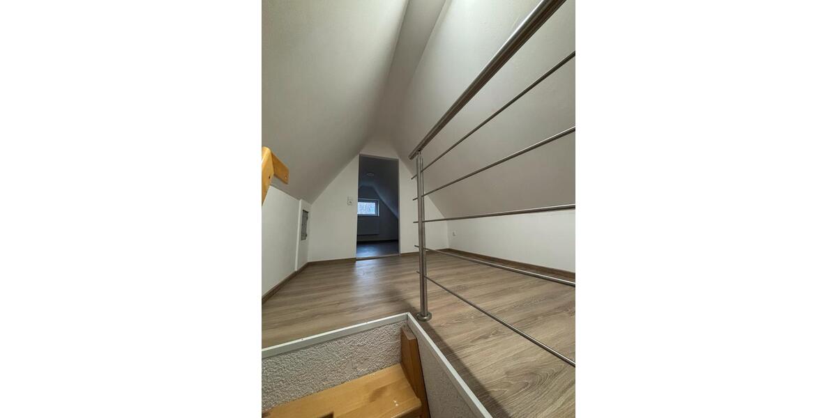 Maisonettenwohnung Oberboihingen - 4 Zimmer, 20 m&sup2;, 950&euro; | Angebot:25106607