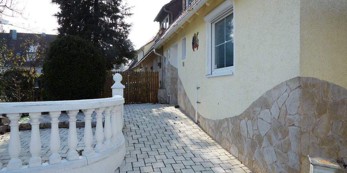 Doppelhaushälfte Stuttgart Rot - 4 Zimmer, 100 m&sup2;, 590.000&euro; | Angebot:23367401