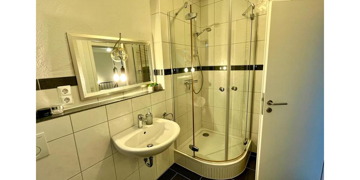 Einfamilienhaus Weinstadt - 9 Zimmer, 247 m&sup2;, 995.000&euro; | Angebot:26825977