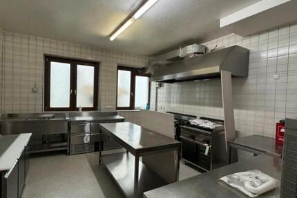 Gewerbeobjekt Stuttgart Neuwirtshaus - 4.000&euro; | Angebot:26188674