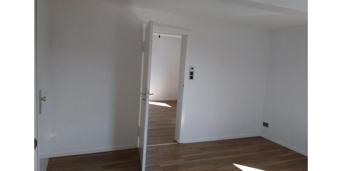 Etagenwohnung Stuttgart Neuwirtshaus - 2 Zimmer, 34 m&sup2;, 119.000&euro; | Angebot:26790548