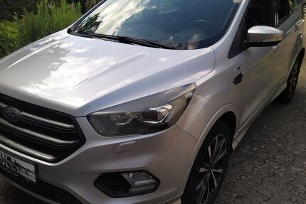 Ford Kuga 91.000 km 16.490 € Kernen 71394