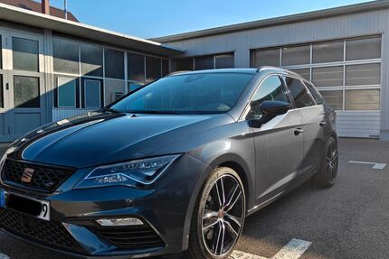 Seat Leon 52.500 km 25.000 &euro; Grafenberg 72661