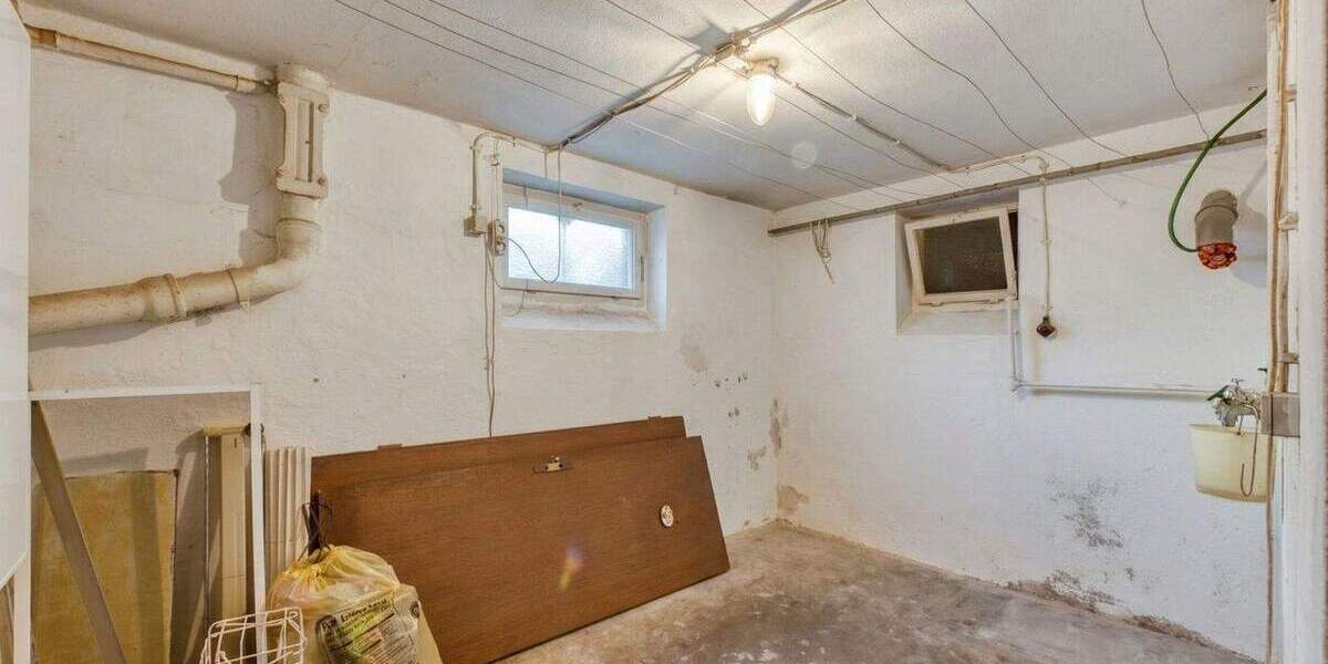 Mehrfamilienhaus, Wohnhaus Stuttgart Zuffenhausen - 1 Zimmer, 276 m&sup2;, 850.000&euro; | Angebot:24698281