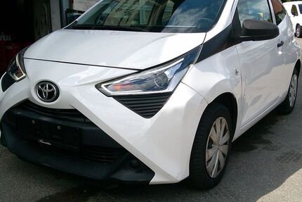 Toyota Aygo (X) 78.000 km 6.390 &euro; Sindelfingen 71065