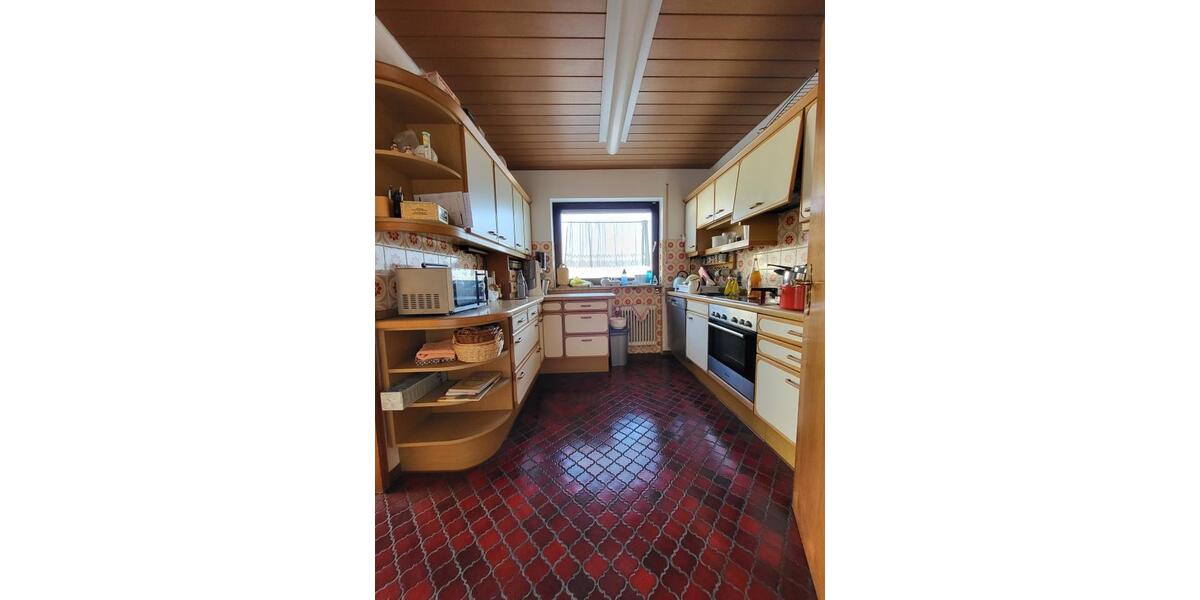 Erdgeschoßwohnung Ludwigsburg - 4 Zimmer, 120 m&sup2;, 1.500&euro; | Angebot:26384402