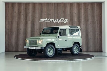 Land Rover Defender 1.005 km 129.900 &euro; Stuttgart 70190