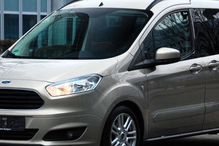 Ford Tourneo Courier 72.000 km 9.490 € Stuttgart 70567