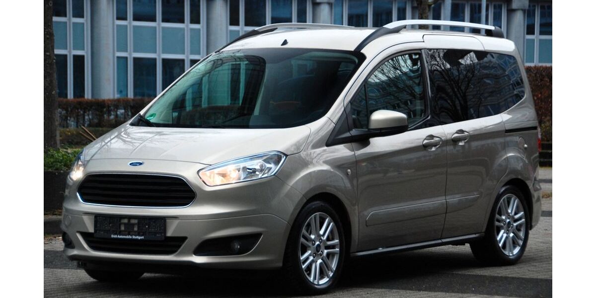 Ford Tourneo Courier 72.000 km 9.490 € Stuttgart 70567