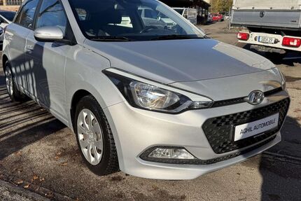 Hyundai i20 74.000 km 9.000 € Stuttgart 70469
