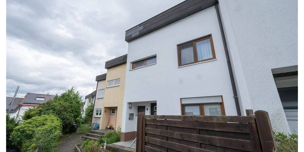 Reihenmittelhaus Stuttgart Rohracker - 5 Zimmer, 125 m&sup2;, 699.000&euro; | Angebot:26702900