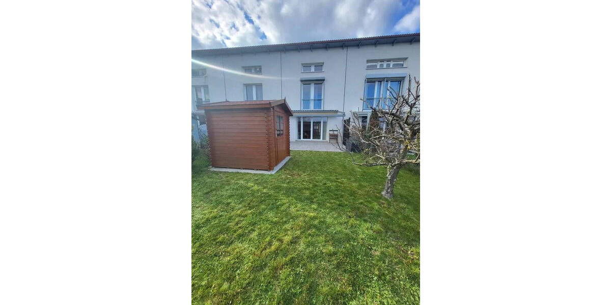 Reihenmittelhaus Stuttgart Feuerbach - 4 Zimmer, 110 m&sup2;, 679.000&euro; | Angebot:26253573