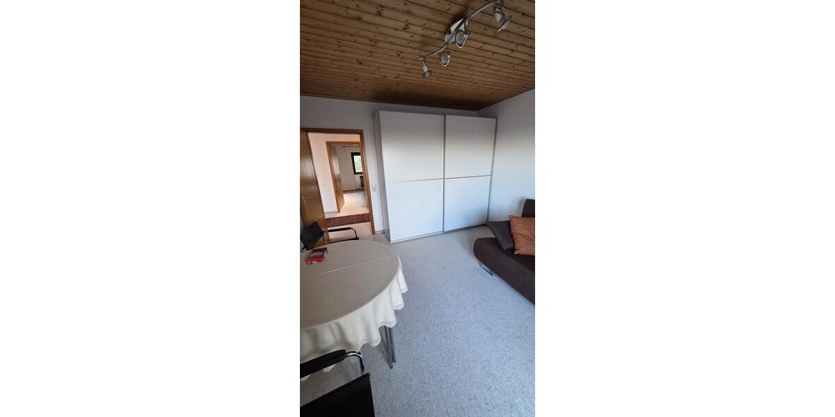 Doppelhaushälfte Gerlingen - 4.5 Zimmer, 141 m&sup2;, 2.200&euro; | Angebot:25084802
