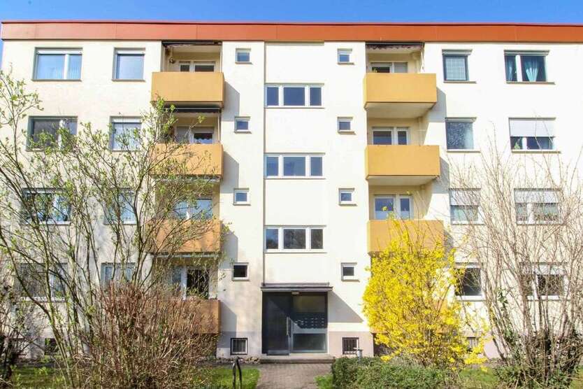 Wohnung zum Kaufen in Stuttgart 249.000 € 93 m²