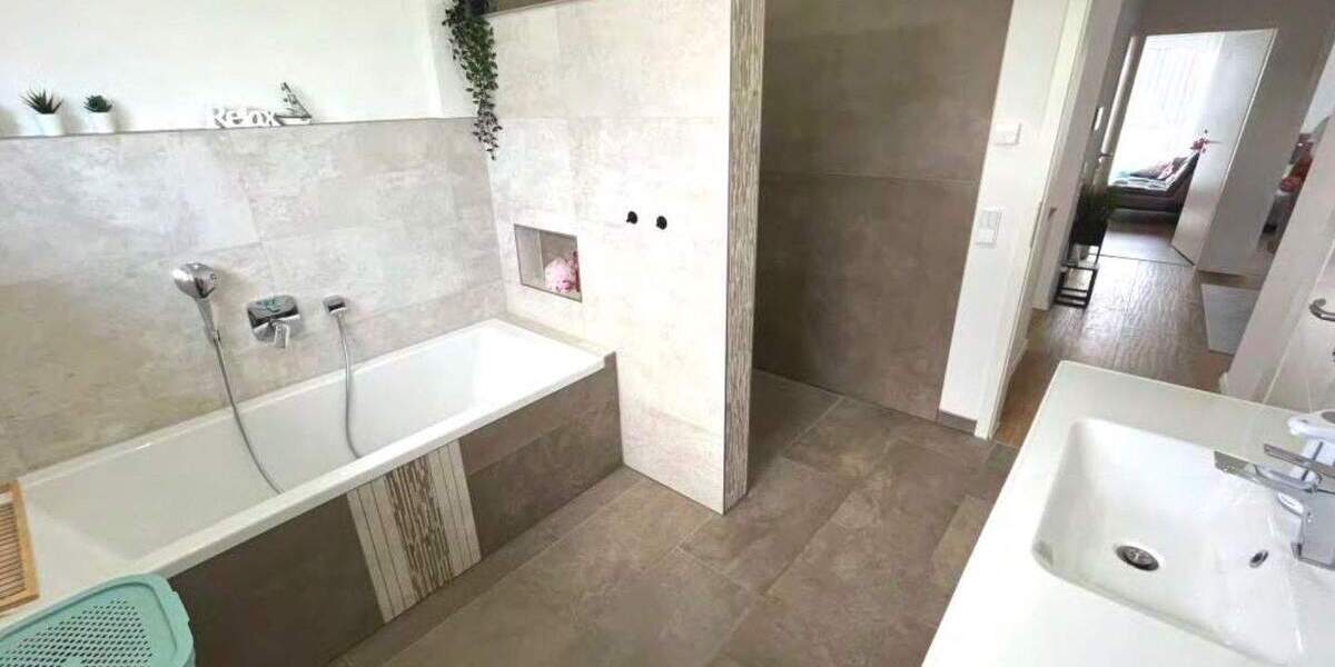 Doppelhaushälfte Weil der Stadt Merklingen - 4 Zimmer, 135 m&sup2;, 720.000&euro; | Angebot:25095519