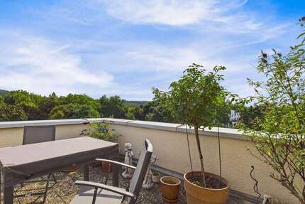 Wohnung zum Kaufen in Stuttgart 399.000 € 94 m² 3 zimmer