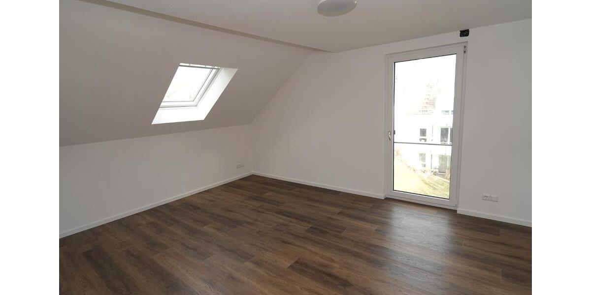 Maisonettenwohnung Stuttgart Vaihingen - 4 Zimmer, 107 m&sup2;, 1.600&euro; | Angebot:26339965