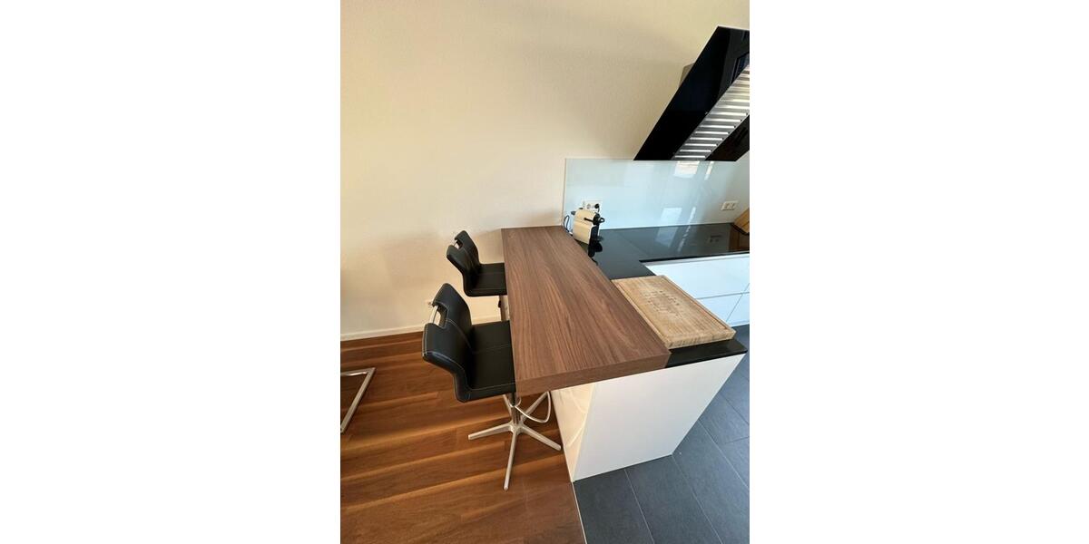 Einfamilienhaus Stuttgart Luginsland - 3 Zimmer, 83 m&sup2;, 1.900&euro; | Angebot:24804731