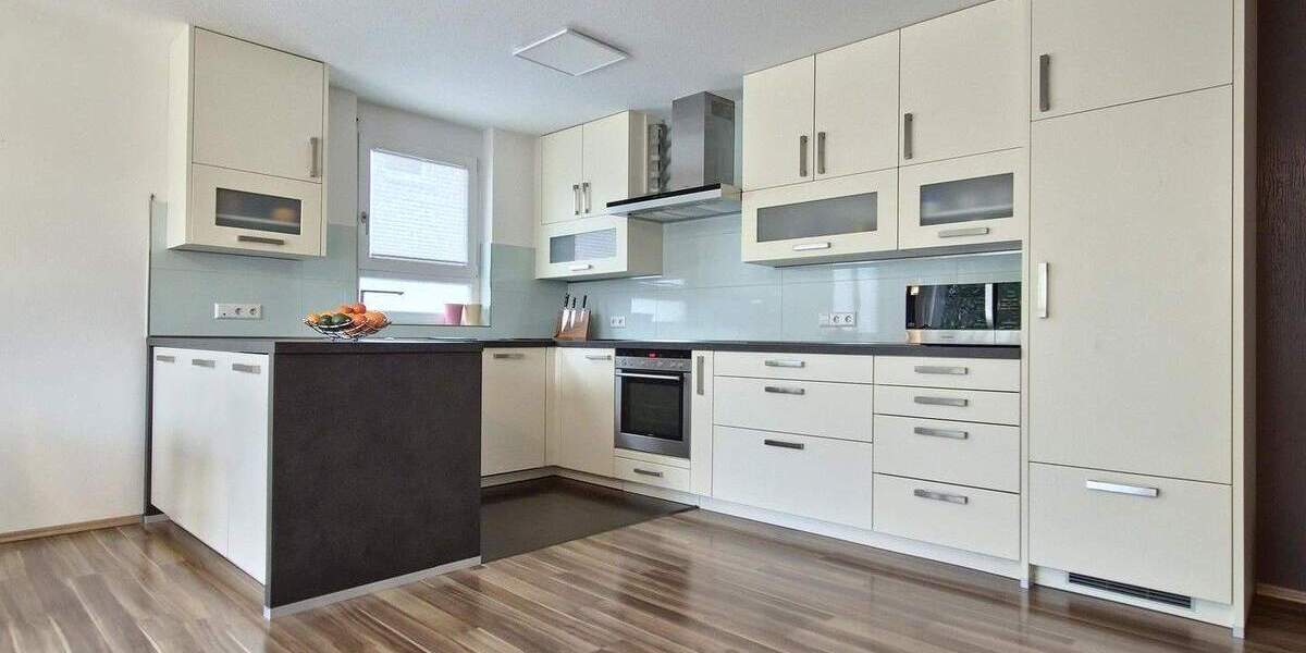 Etagenwohnung Altdorf - 4 Zimmer, 113 m&sup2;, 589.000&euro; | Angebot:25696036
