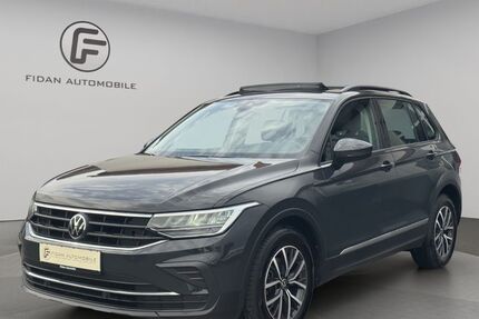 VW Tiguan 128.000 km 24.450 &euro; Sindelfingen/Stuttgart 71065