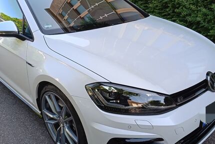 VW Golf 32.200 km 29.900 &euro; Ludwigsburg 71636