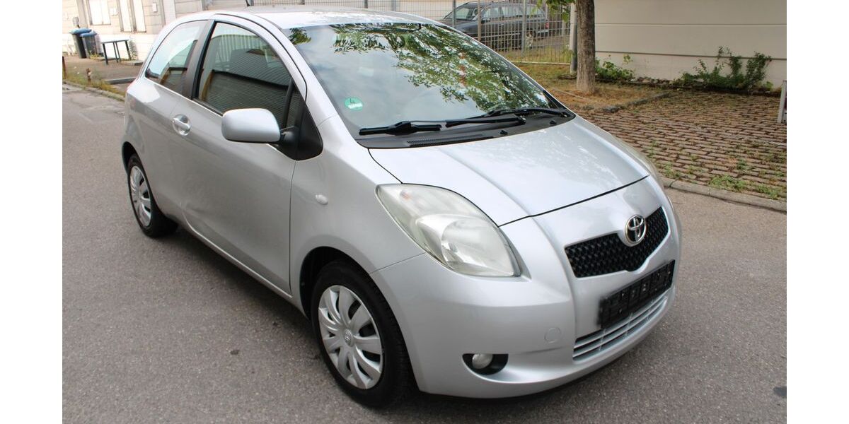 Toyota Yaris 307.000 km 1.999 &euro; Weil im Schönbuch 71093