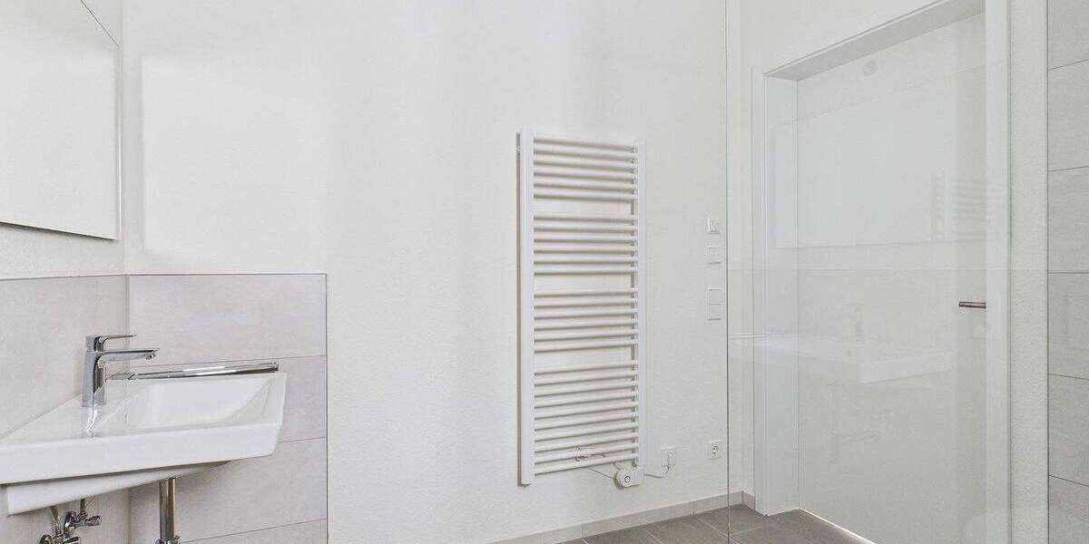 Etagenwohnung Sindelfingen Ost - 2 Zimmer, 71 m&sup2;, 1.320&euro; | Angebot:24029477