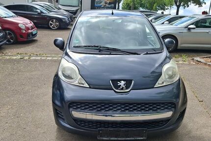 Peugeot 107 96.022 km 2.490 &euro; Kernen i. r 71394