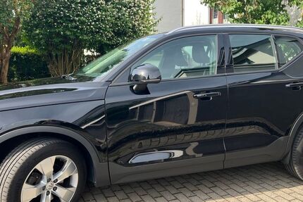 Volvo XC40 129.952 km 20.900 &euro; Stuttgart 70597