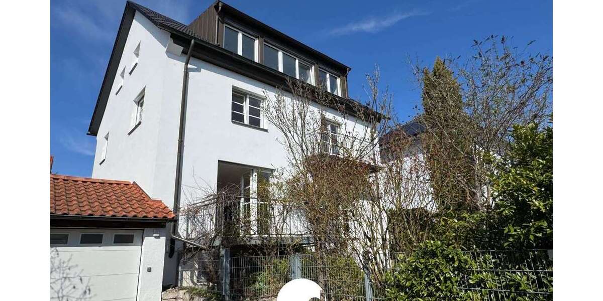 Einfamilienhaus Stuttgart Degerloch - 8 Zimmer, 216 m&sup2;, 1.950.000&euro; | Angebot:26278410