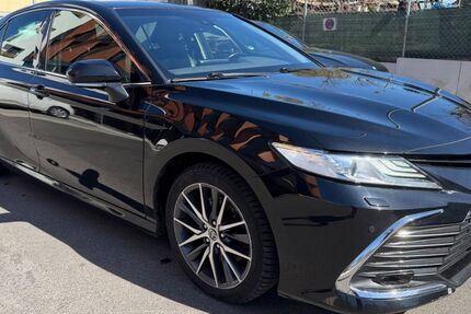 Toyota Camry 208.000 km 17.999 &euro; Ditzingen 71254