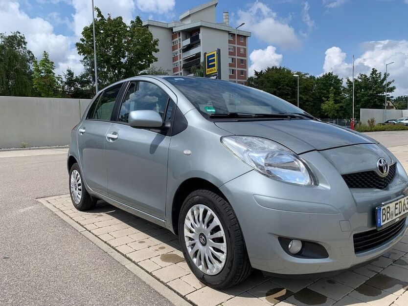 Yaris