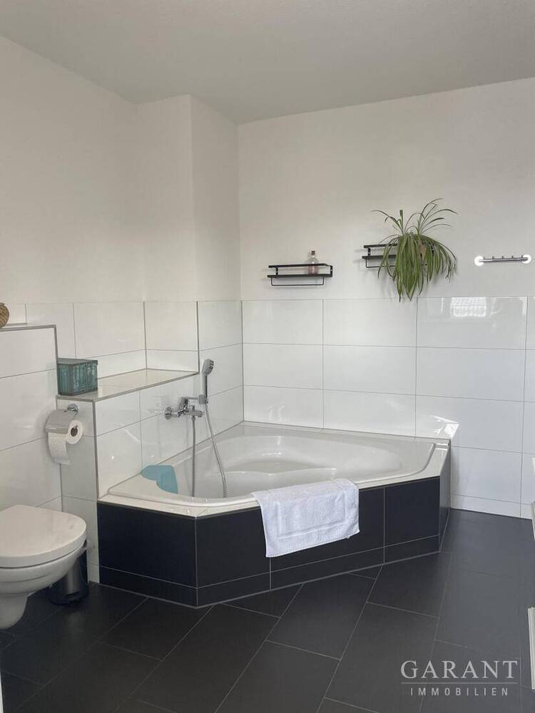Großzügiges Reihenmittelhaus in ruhiger Wohnlage!
