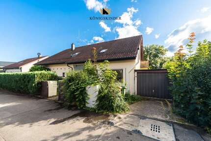 Haus zum Kaufen in Stuttgart Möhringen 1.300.000 € 240 m² 9 zimmer